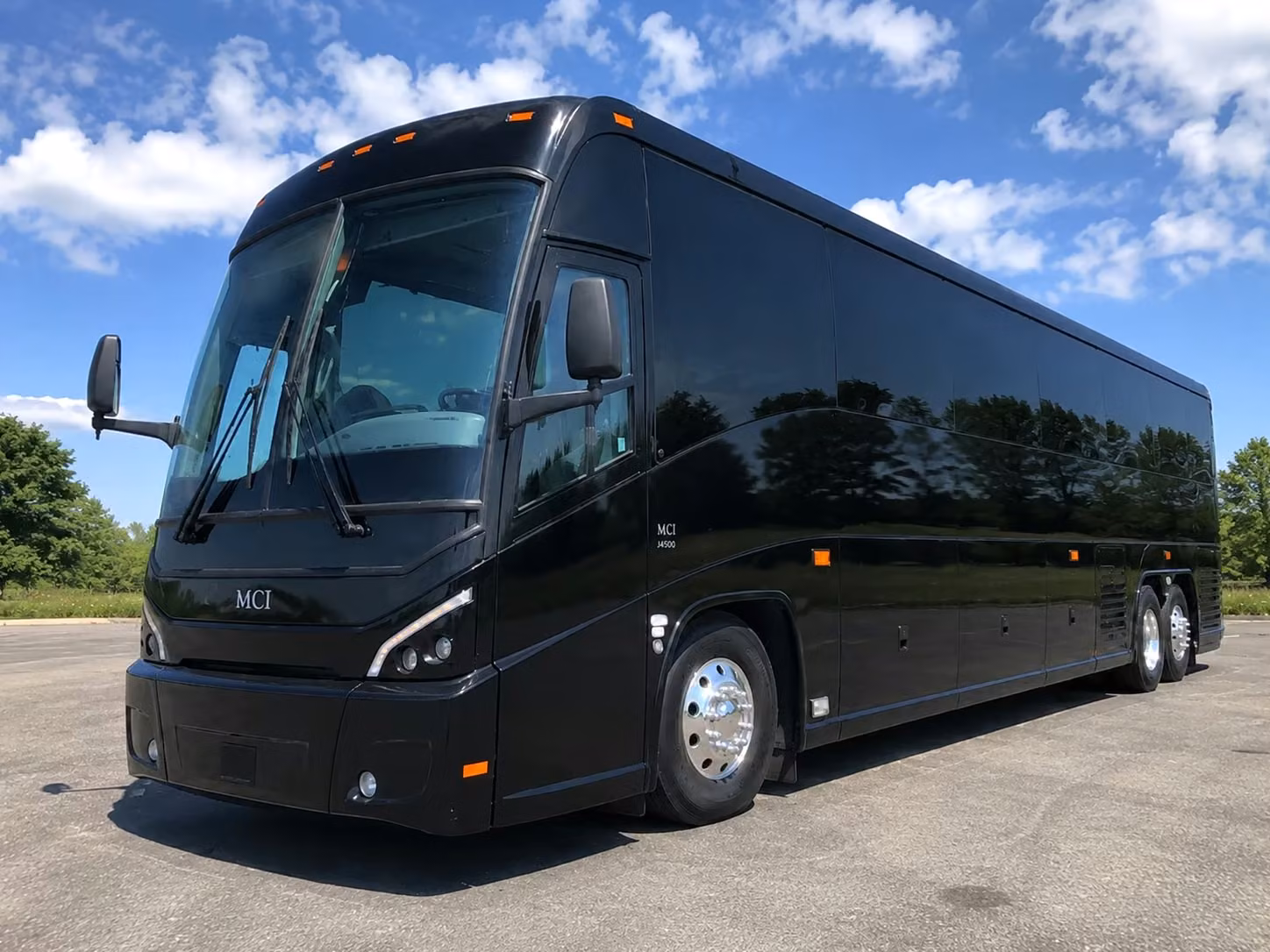 ada accessible field trip buses available for conroe schools