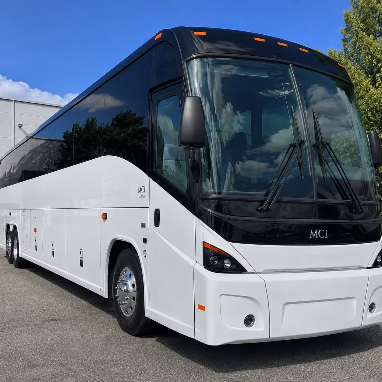 shuttle buses for conroe s industrial parks distribution centers and manufacturing campuses