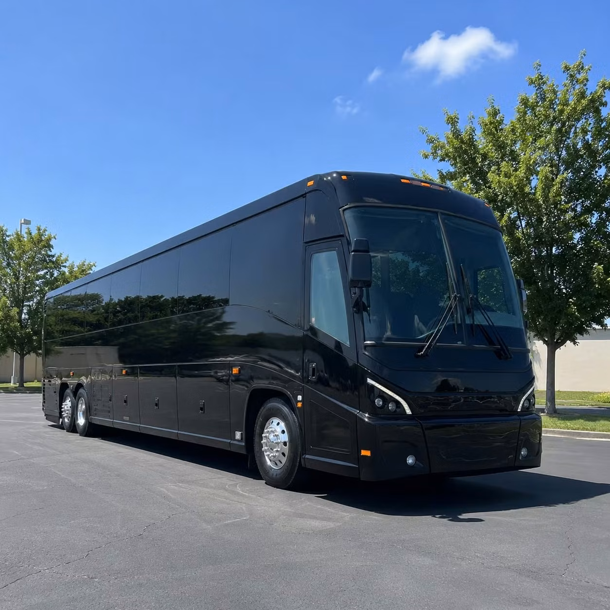 why conroe law enforcement and emergency management agencies trust charter bus rentals for group deployments